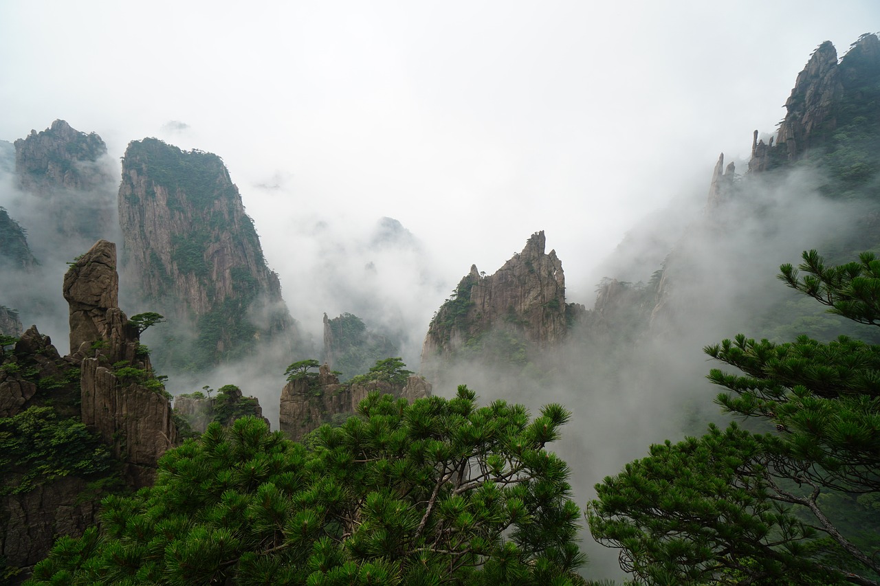 Guilin li river fishman