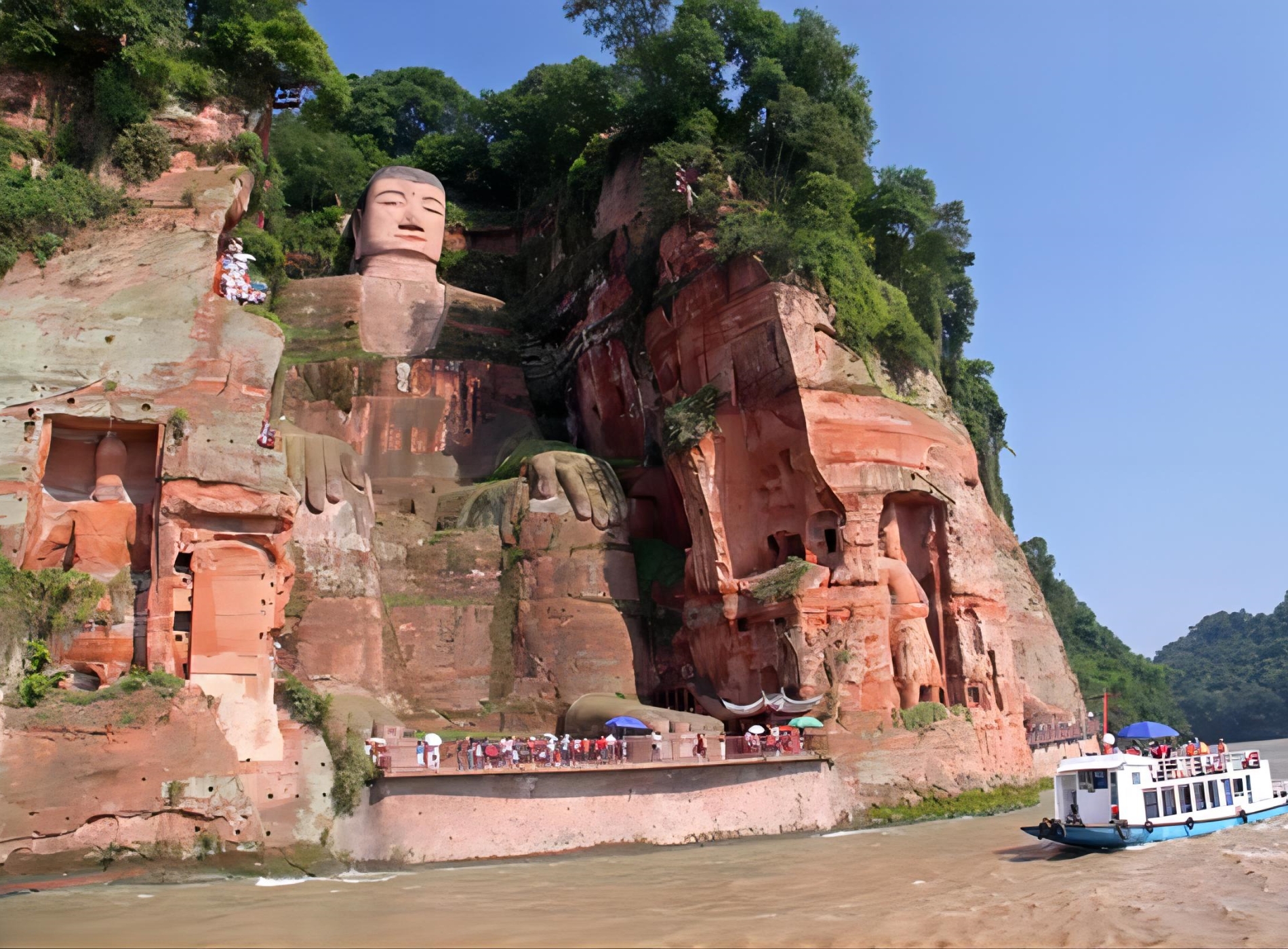 2-Day Tour in Chengdu&Leshan 