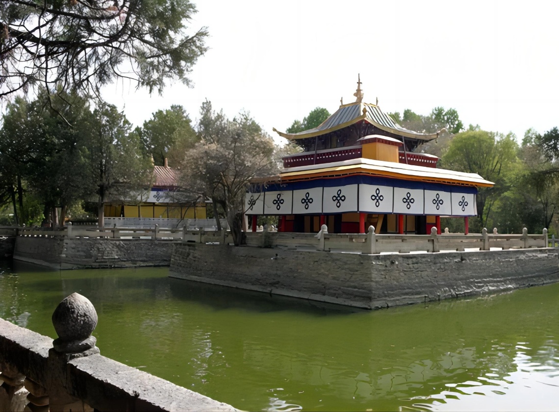  Norbulingka